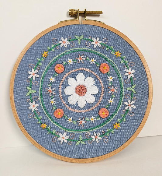 Daisy Dream Hand Embroidery Kit